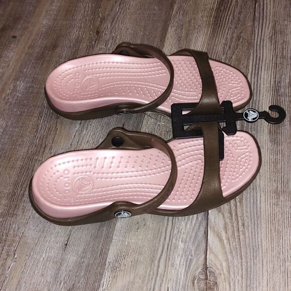 Crocs brown girls sandals Sz 4 New - Picture 5 of 10